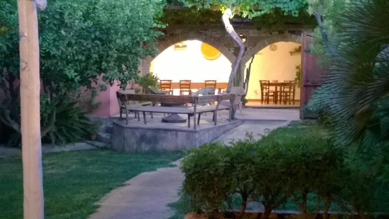 Agriturismo Il Melograno Riola Sardo Eksteriør bilde